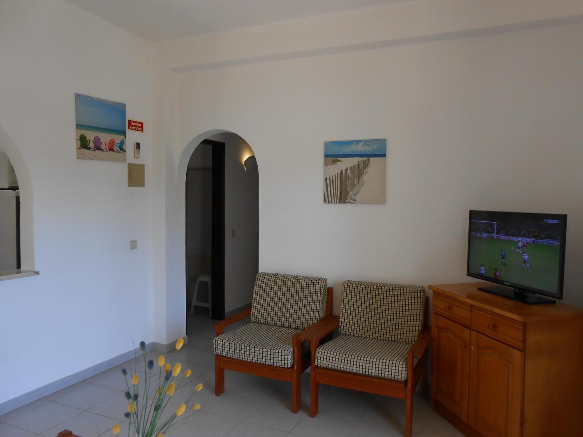 Dona Ana Garden Guest house Lagos